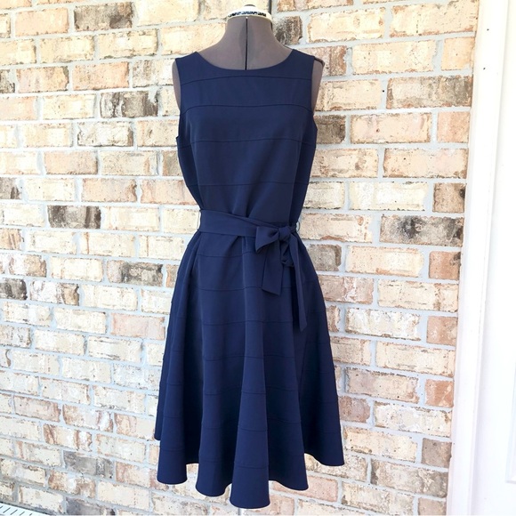 Calvin Klein Stretchy Tear Sleeveless A line Side Zipper Navy Belted Dress 8 - Picture 2 of 16